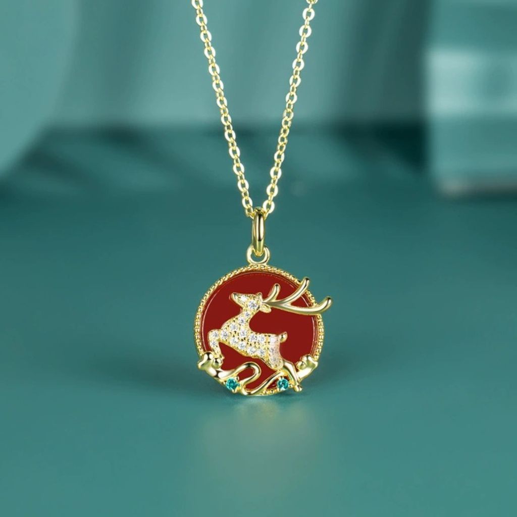 One Deer, One You Series Red Agate Pendant Necklace for Women - Elegant and Versatile Gift