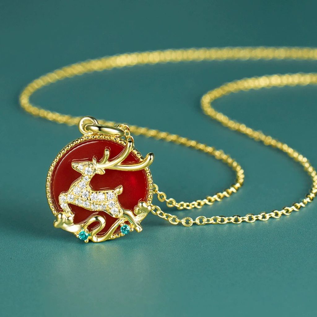 One Deer, One You Series Red Agate Pendant Necklace for Women - Elegant and Versatile Gift