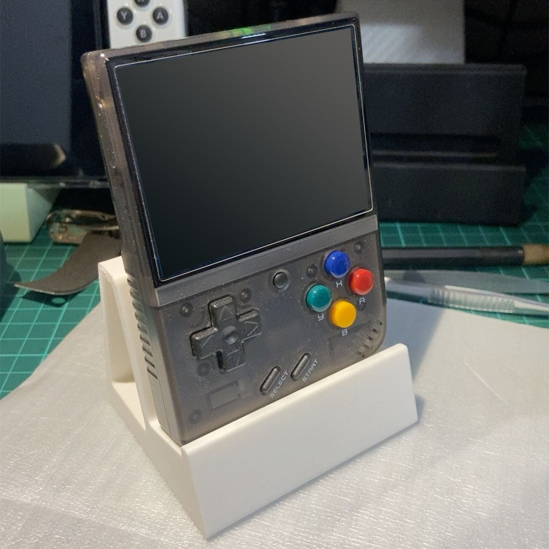 3D Printed Magnetic Charging Dock for Miyoo Mini Plus