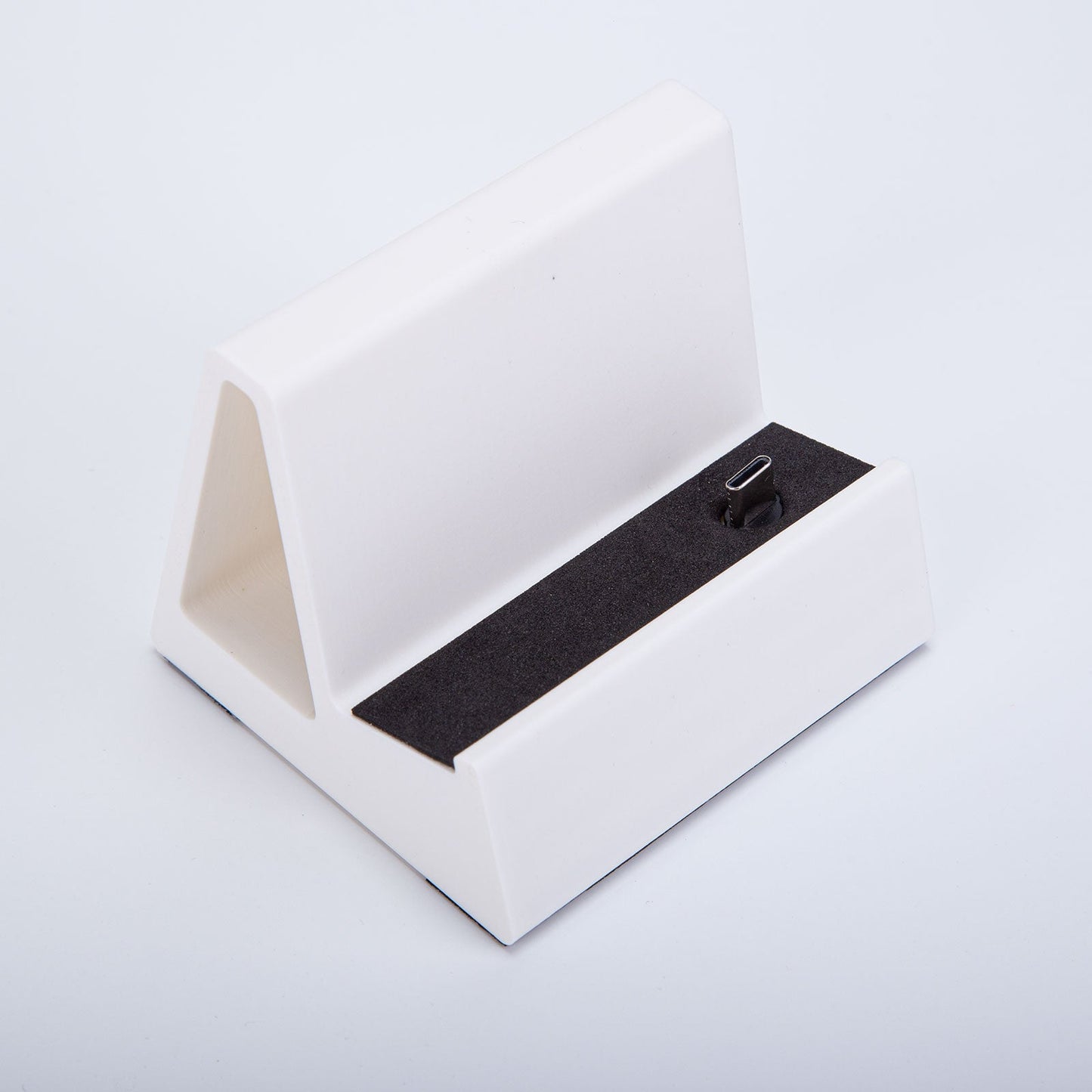 3D Printed Magnetic Charging Dock for Miyoo Mini Plus